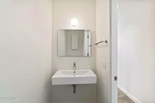 1337 E Polk St, Phoenix, AZ 85006 - Photo 13