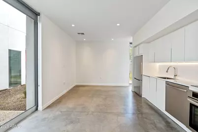 1337 E Polk Street #7, Phoenix, AZ 85006 - Photo 11