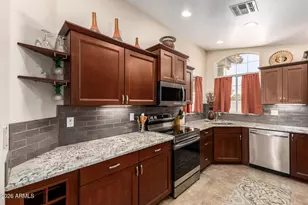 11544 W Bobcat Ct, Surprise, AZ 85378 - Photo 9