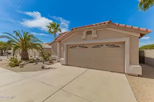 11544 W Bobcat Ct, Surprise, AZ 85378 - Photo 3