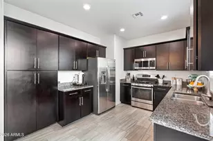3183 S Magnolia Ln, Chandler, AZ 85286 - Photo 3