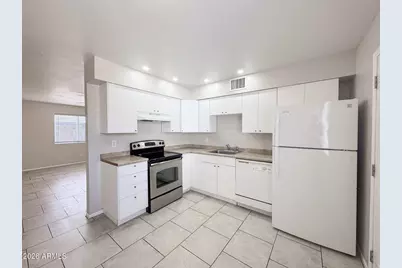 308 E Vogel Avenue #6, Phoenix, AZ 85020 - Photo 9