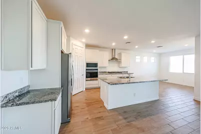 14766 W Honeysuckle Drive, Surprise, AZ 85387 - Photo 9