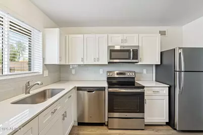 1707 N 18th Street #A2, Phoenix, AZ 85006 - Photo 7