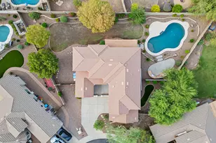 2403 W Kit Carson Ct, Phoenix, AZ 85086 - Photo 27