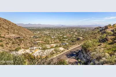 5676 E Cheney Drive, Paradise Valley, AZ 85253 - Photo 5