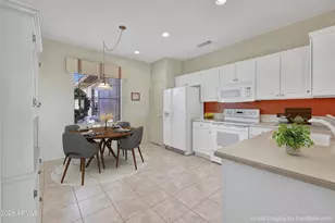 19286 N Mohave Sage Way, Surprise, AZ 85387 - Photo 9