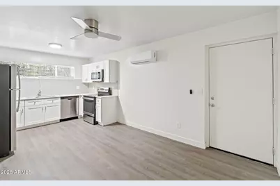 1707 N 18th Street #B7, Phoenix, AZ 85006 - Photo 3