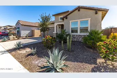 18427 W Clinton Street, Surprise, AZ 85388 - Photo 5