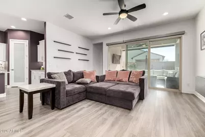 18427 W Clinton Street, Surprise, AZ 85388 - Photo 11