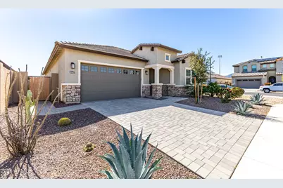 18427 W Clinton Street, Surprise, AZ 85388 - Photo 3