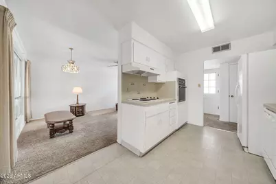 11622 N Desert Hills Drive W, Sun City, AZ 85351 - Photo 17