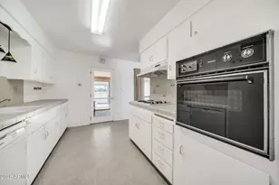 11622 N Desert Hills Dr W, Sun City, AZ 85351 - Photo 15