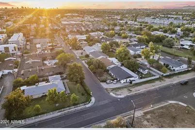 3938 E Cheery Lynn Road, Phoenix, AZ 85018 - Photo 9