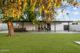 3938 E Cheery Lynn Rd, Phoenix, AZ 85018 - Photo 7