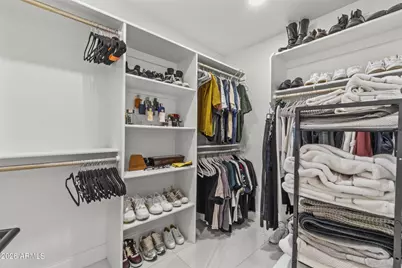 3938 E Cheery Lynn Road, Phoenix, AZ 85018 - Photo 23