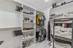 3938 E Cheery Lynn Rd, Phoenix, AZ 85018 - Photo 23