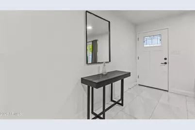 3938 E Cheery Lynn Road, Phoenix, AZ 85018 - Photo 11