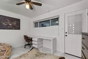 3938 E Cheery Lynn Rd, Phoenix, AZ 85018 - Photo 31