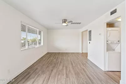 1707 N 18th Street #B11, Phoenix, AZ 85006 - Photo 9