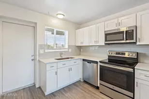 1707 N 18th St, Phoenix, AZ 85006 - Photo 13