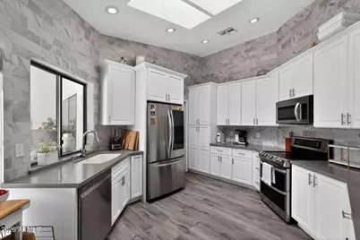 623 N La Loma Avenue, Litchfield Park, AZ 85340 - Photo 17