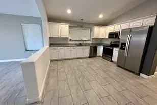 42252 W Colby Dr, Maricopa, AZ 85138 - Photo 5