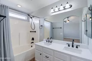 3126 E Desert Ln, Gilbert, AZ 85234 - Photo 19