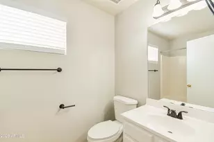 3126 E Desert Ln, Gilbert, AZ 85234 - Photo 23