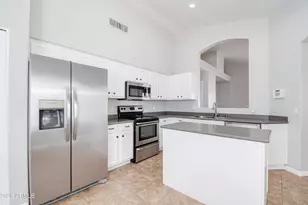 3126 E Desert Ln, Gilbert, AZ 85234 - Photo 13