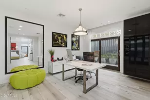 8614 E Berridge Ln, Scottsdale, AZ 85250 - Photo 37