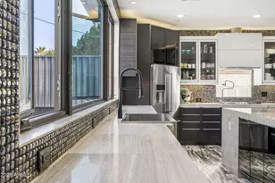 8614 E Berridge Ln, Scottsdale, AZ 85250 - Photo 21