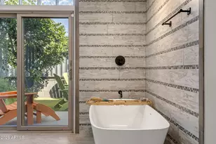 8614 E Berridge Ln, Scottsdale, AZ 85250 - Photo 31