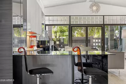 8614 E Berridge Lane, Scottsdale, AZ 85250 - Photo 13