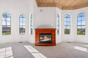 1002 E Coral Gables Dr, Phoenix, AZ 85022 - Photo 5