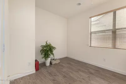 18186 W Continental Parkway, Surprise, AZ 85374 - Photo 9