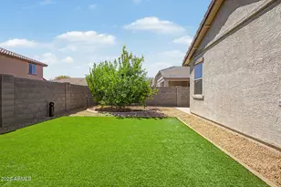 18167 W Robin Ln, Surprise, AZ 85387 - Photo 27