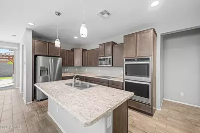 18167 W Robin Lane, Surprise, AZ 85387 - Photo 9