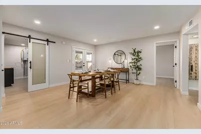 11801 N 37th Way, Phoenix, AZ 85028 - Photo 17