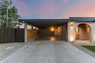 11801 N 37th Way, Phoenix, AZ 85028 - Photo 3