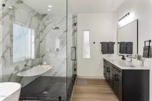 8419 E Edgemont Ave, Scottsdale, AZ 85257 - Photo 9