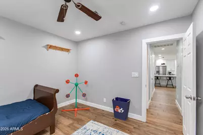 3818 N 32nd Place, Phoenix, AZ 85018 - Photo 33