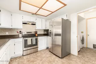 525 N Red Rock St, Gilbert, AZ 85234 - Photo 17