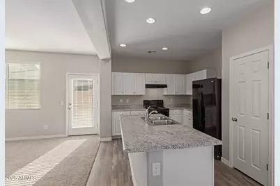 911 E Agua Fria Lane, Avondale, AZ 85323 - Photo 9