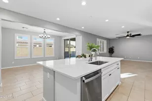 550 E Zion Pl, Chandler, AZ 85249 - Photo 9