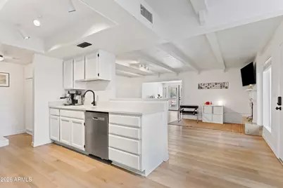 639 E Calavar Road, Phoenix, AZ 85022 - Photo 11