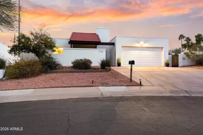 639 E Calavar Road, Phoenix, AZ 85022 - Photo 1