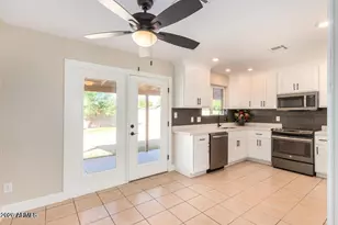 1102 W Anderson Dr, Phoenix, AZ 85023 - Photo 9