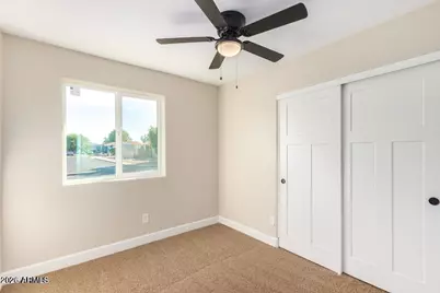 1102 W Anderson Drive, Phoenix, AZ 85023 - Photo 13