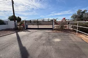 9427 S 51st Ave, Laveen, AZ 85339 - Photo 15